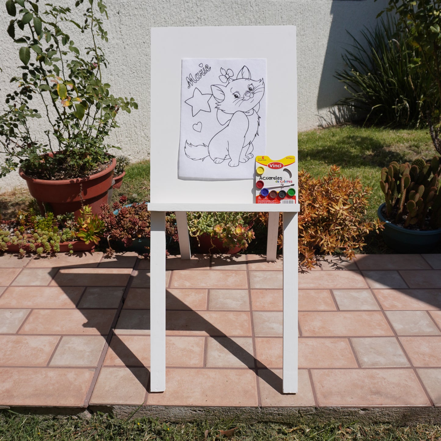 Caballete de madera blanco